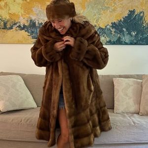 Genuine mink coat & Fur Headband/collar. Vison